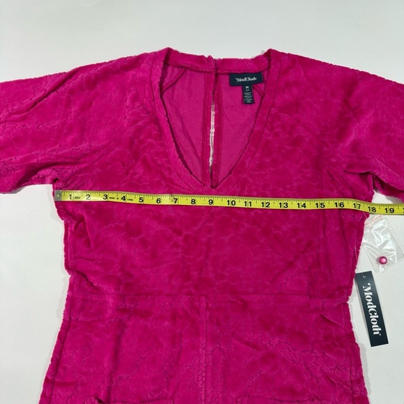 New ModCloth Beach Chaser Velour Romper Sweet Berry - Picture 9 of 10